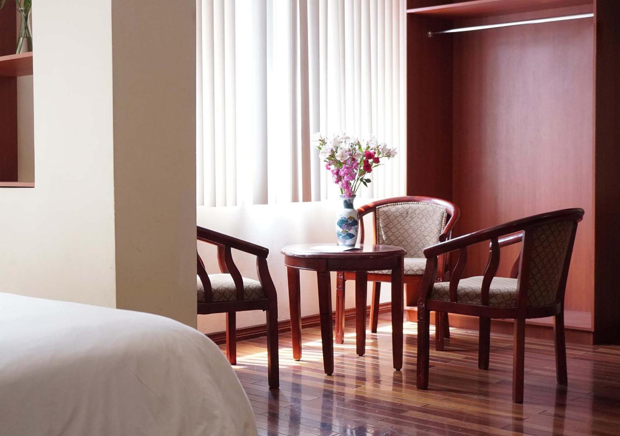 Hotel Lottus Quito Kültér fotó
